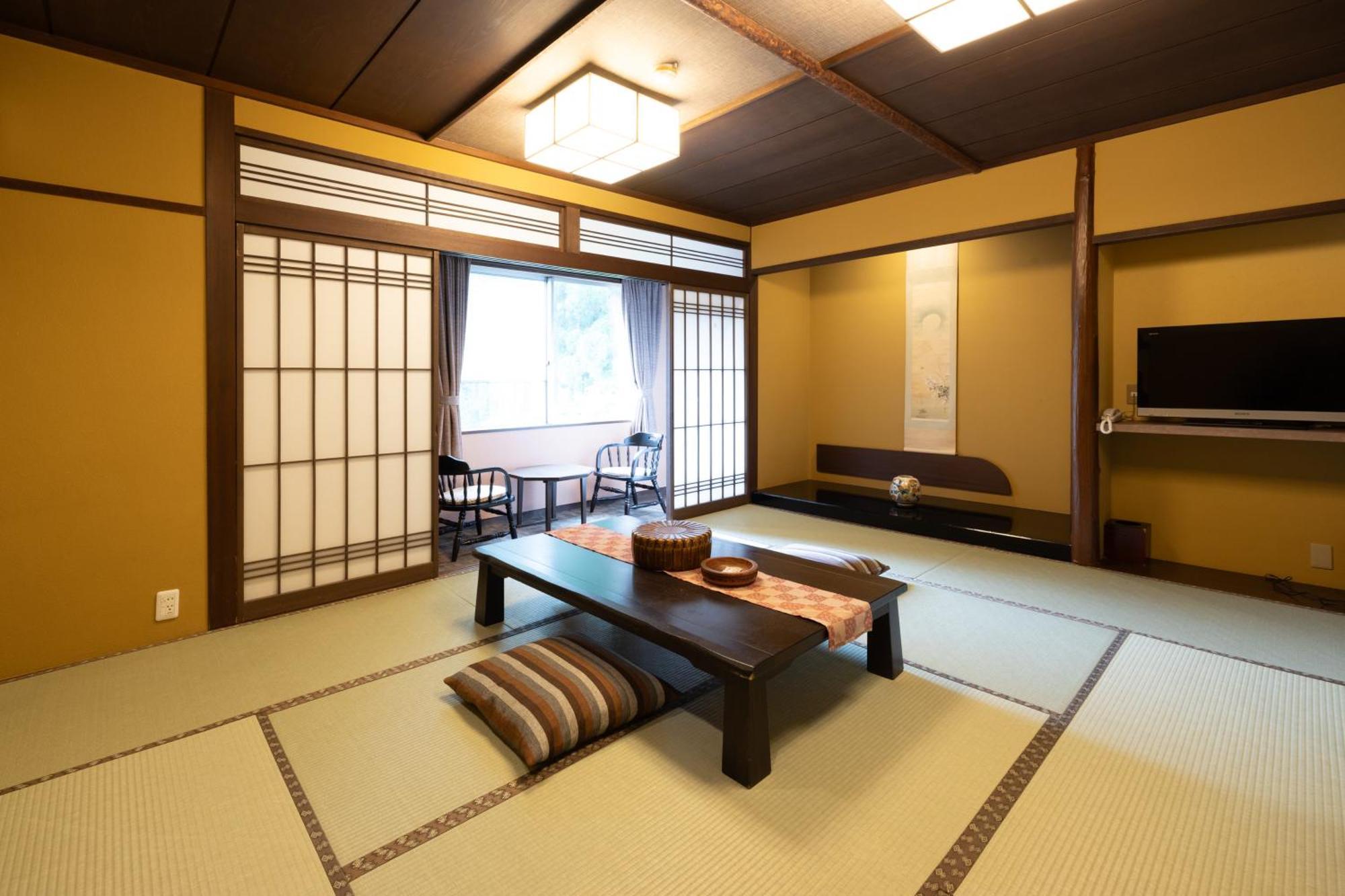Ichirino Kogen Hotel Roan Hakusan Extérieur photo